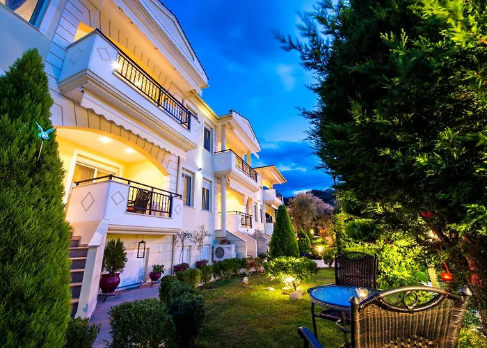 Mandani Villa Luxury Apartments